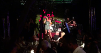 DEFNE SAMYELİ YENİDEN KAI BEACH’DE…